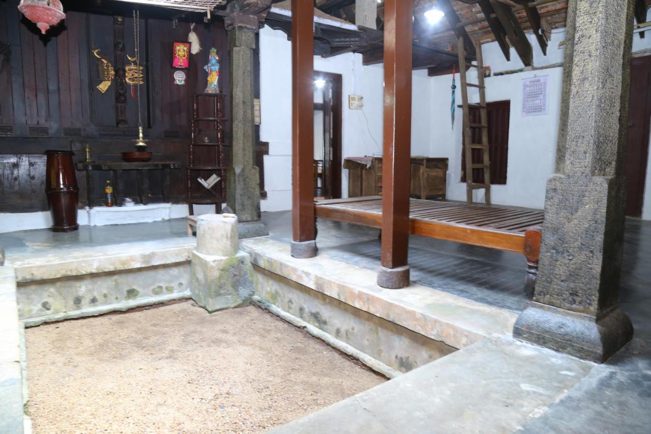 The Mana-Heritage Stay - Chengazhimattam Mana Kottayam Ngoại thất bức ảnh