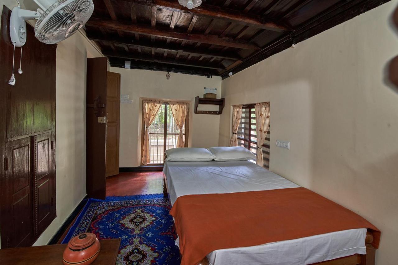 The Mana-Heritage Stay - Chengazhimattam Mana Kottayam Ngoại thất bức ảnh
