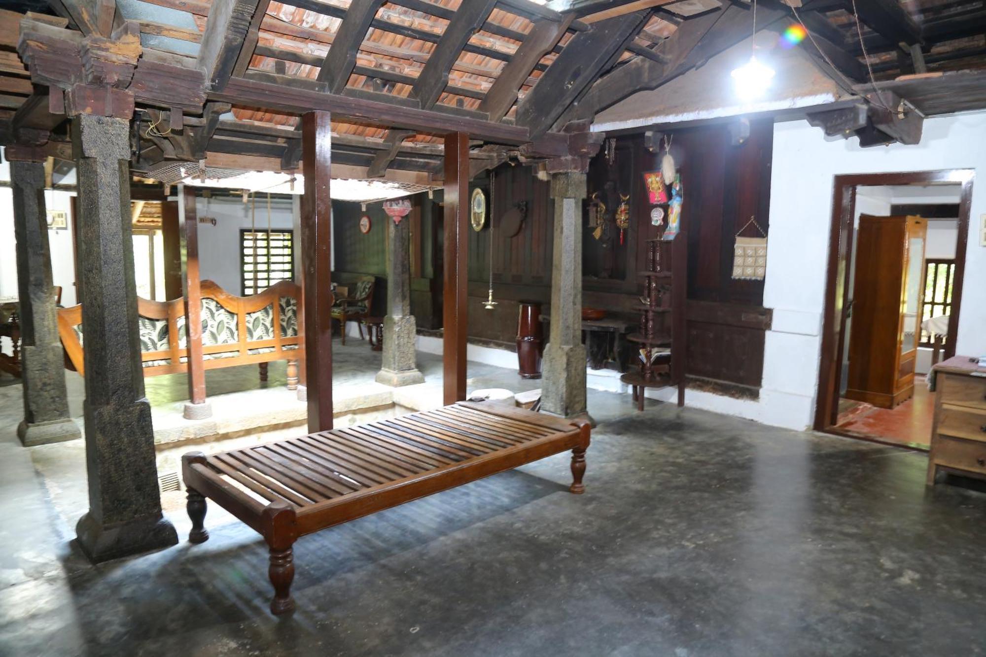The Mana-Heritage Stay - Chengazhimattam Mana Kottayam Ngoại thất bức ảnh