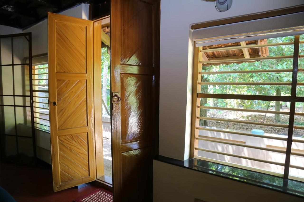 The Mana-Heritage Stay - Chengazhimattam Mana Kottayam Ngoại thất bức ảnh